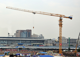 川建P7015（10t)平头式塔式起重机高清图 - 外观