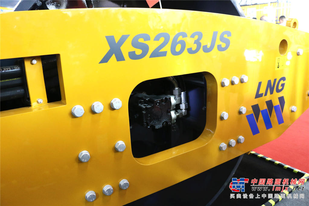 徐工XS263JS單鋼輪壓路機高清圖 - 外觀