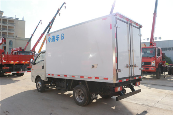 程力箱長3.2米~4米福田康瑞冷藏車高清圖 - 外觀
