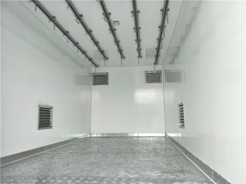 程力箱长4..08米~6.1米福田奥铃冷藏车（天然气发动机）高清图 - 外观