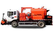 英达 TM390 沥青路面综合养护车