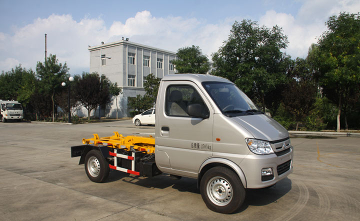 同輝汽車 QTH5034ZXX 長安車廂可卸式垃圾車