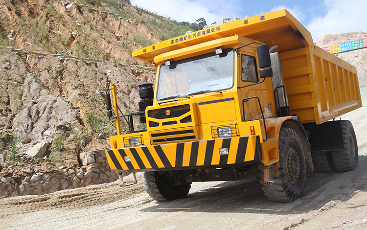 固尔特70吨级—GT3700矿用自卸车高清图 - 外观