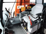 日立ZX250LC-5A中型挖掘机高清图 - 驾驶室
