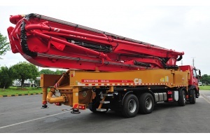 三一重工SYM5446THBF 560C-8A泵車高清圖 - 外觀