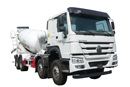 亚特重工 TZ5317GJBZN8E1 豪泺  8*4混凝土搅拌运输车