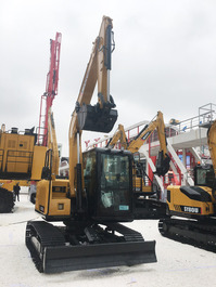 三一重工SY75C小型挖掘機高清圖 - 2020寶馬展實拍