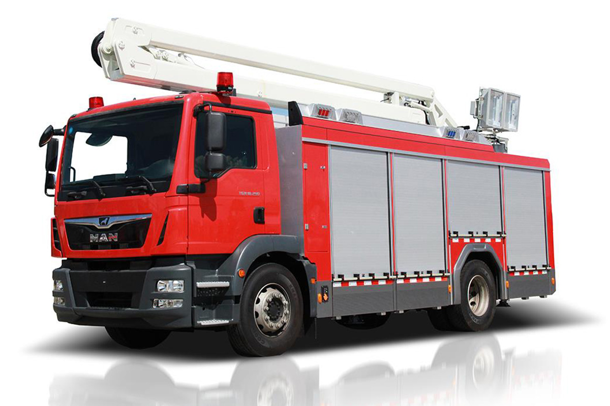 中联重科ZLF5141TXFZM90照明消防车高清图 - 外观