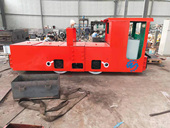 宜迅 YX-7T 架線式工礦電機(jī)車