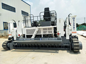 鎮(zhèn)江路機(jī) CP8000 滑模式水泥攤鋪機(jī)