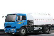 青島解放 SCZ5168GSSBEV 純電動(dòng)灑水車