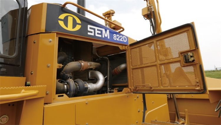 山工机械SEM822D  推煤型推土机