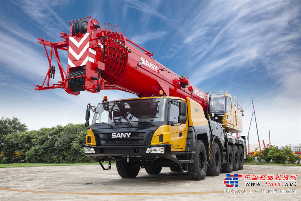 三一重工STC1000T2汽車起重機高清圖 - 外觀