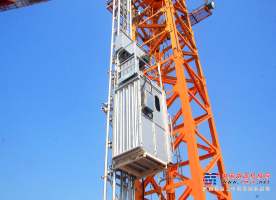 江汉建机SC40特种（多领域）登高梯施工升降机