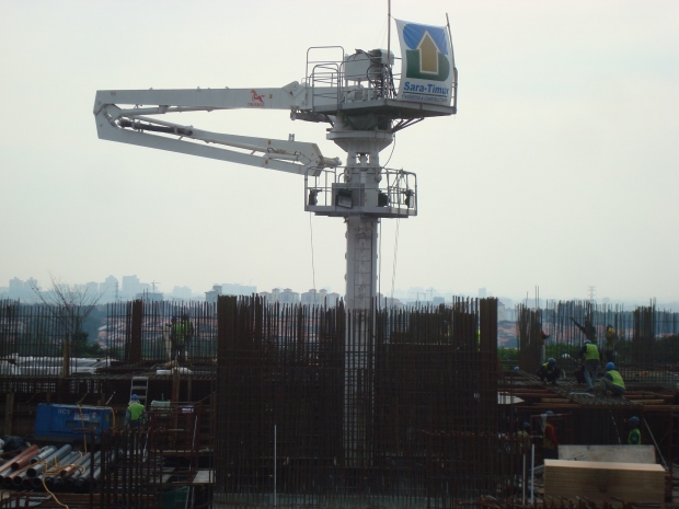 信瑞重工HG28A-3R-II28米电梯井布料机高清图 - 外观