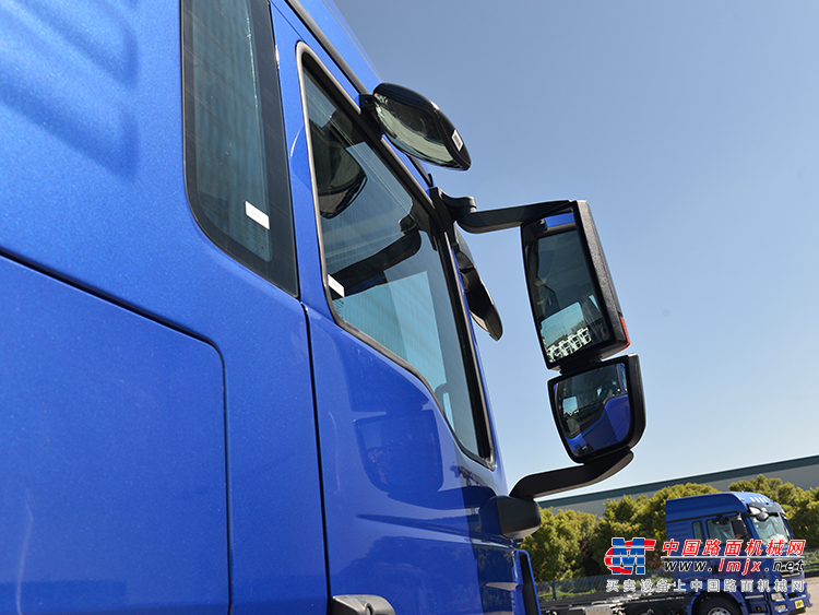 中国重汽 汕德卡G5 6x2 载货车高清图 - 外观