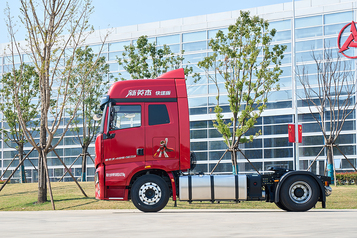 三一重工 HQC41800S1S13F1 新英杰485快递版牵引车高清图 - 外观