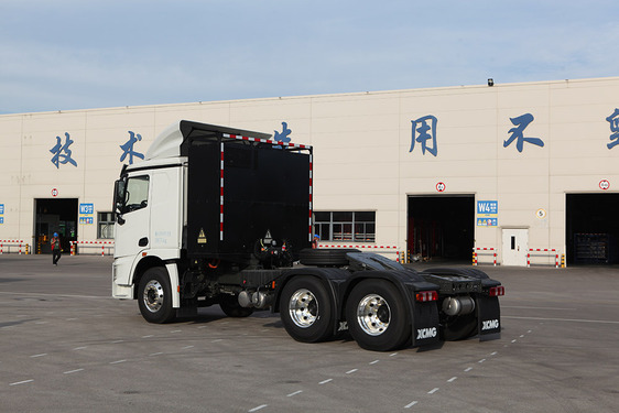 徐工 XG2-EX630S（EHLF4E5） 純電動換電牽引車高清圖 - 外觀