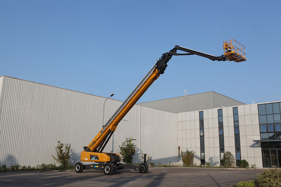 徐工 XGS70K 直臂式高空作業平台高清圖 - 外觀