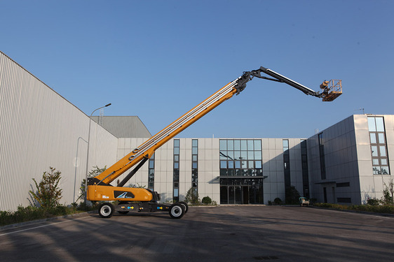 徐工 XGS70K 直臂式高空作業平台高清圖 - 外觀