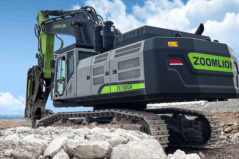中联重科 ZE700GK 70T级履带式液压挖掘机高清图 - 外观