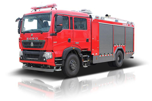 中联重科 ZLF5201GXFPM70/ZLF5201GXFSG70型 泡沫/水罐消防车