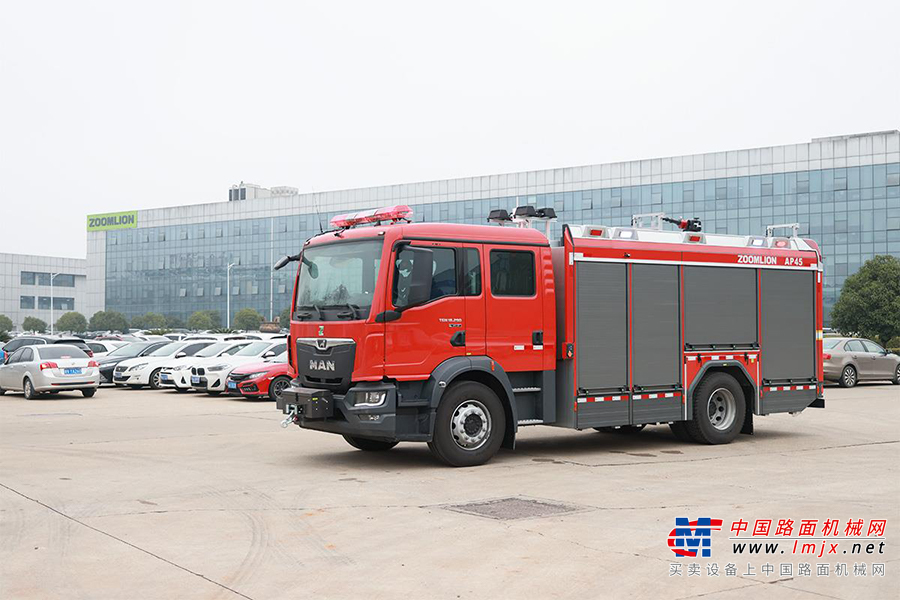 中联重科 ZLF5166GXFAP45 城市主战消防车高清图 - 外观