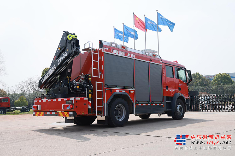 中联重科 ZLF5140TXFJY180 抢险救援消防车高清图 - 外观