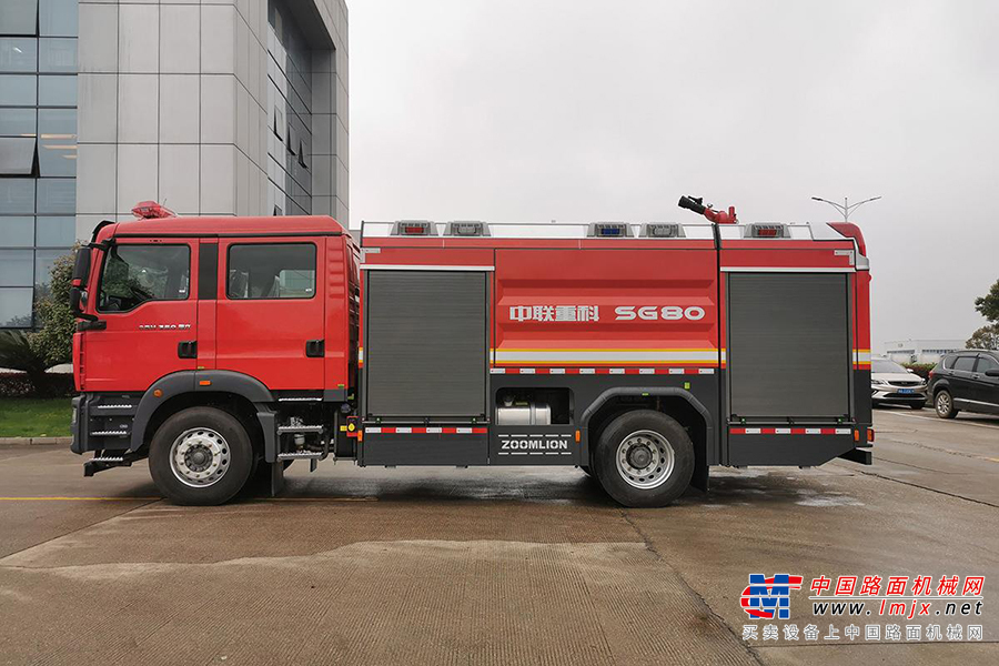 中联重科 ZLF5192GXFPM80型 泡沫/水罐消防车高清图 - 外观