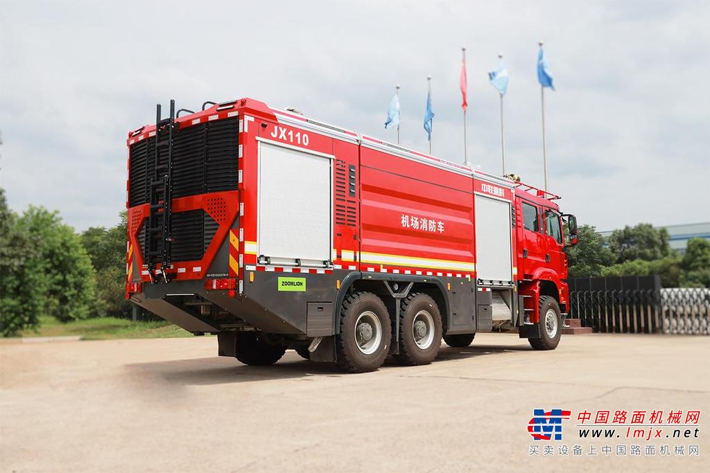 中联重科 ZLF5290GXFJX110A6 机场主力泡沫消防车高清图 - 外观