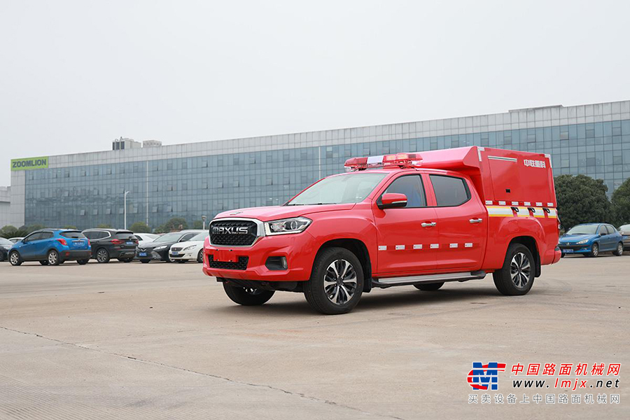 中联重科 ZLF5030GXFPW0.65 水雾消防车高清图 - 外观