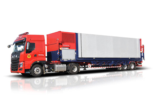 中联重科 ZH4000-6 移动指挥方舱车