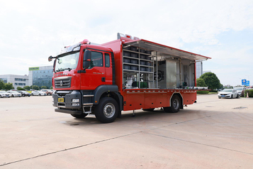 中联重科 ZLF5190TXFQC20 大型被服洗涤车高清图 - 外观