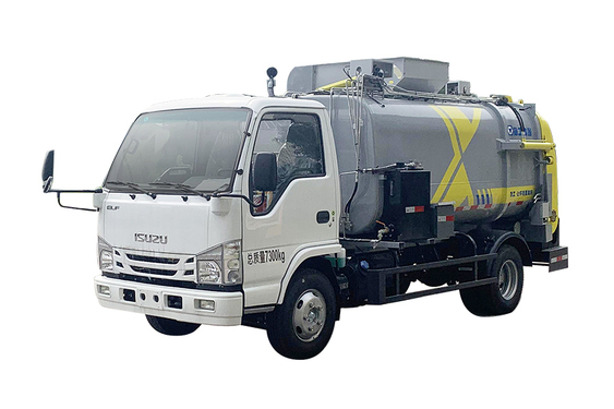 徐工 XGH5071TCAQ6 餐厨垃圾车
