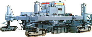 郴筑 HTH5000型 滑模式水泥混凝土攤鋪機(jī)