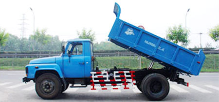 亚洁 BQJ5090ZLJE型 自卸式垃圾车